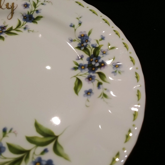 Royal Albert "forget me not series" fine china - Picture 6 of 7